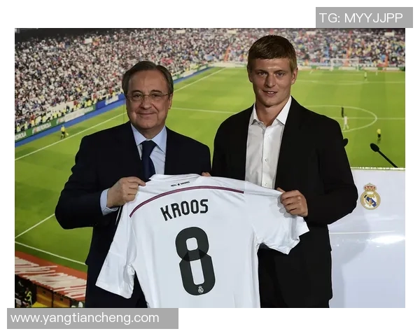 克罗斯的足球之路：从天才少年到世界级中场的传奇历程